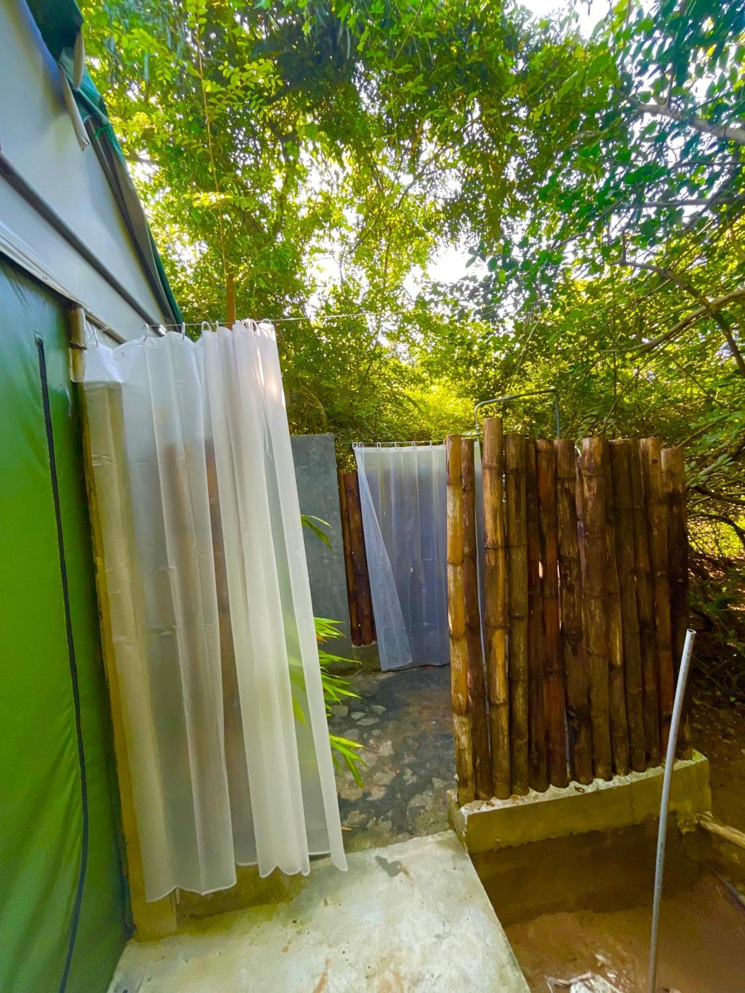 ホテル Yala Eco Bush Camp エクステリア 写真